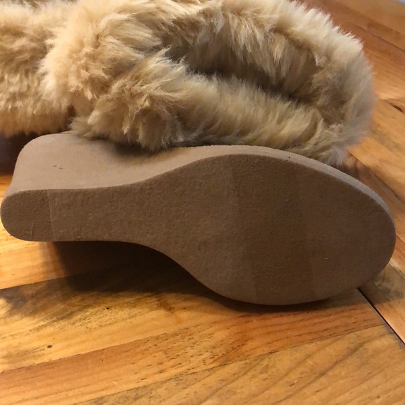 Canyon River Blues suede boots size 6. Like new - Picture 7 of 7